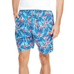 Mens Vineyard Vines Birds Of Paradise Chappy Trunks
